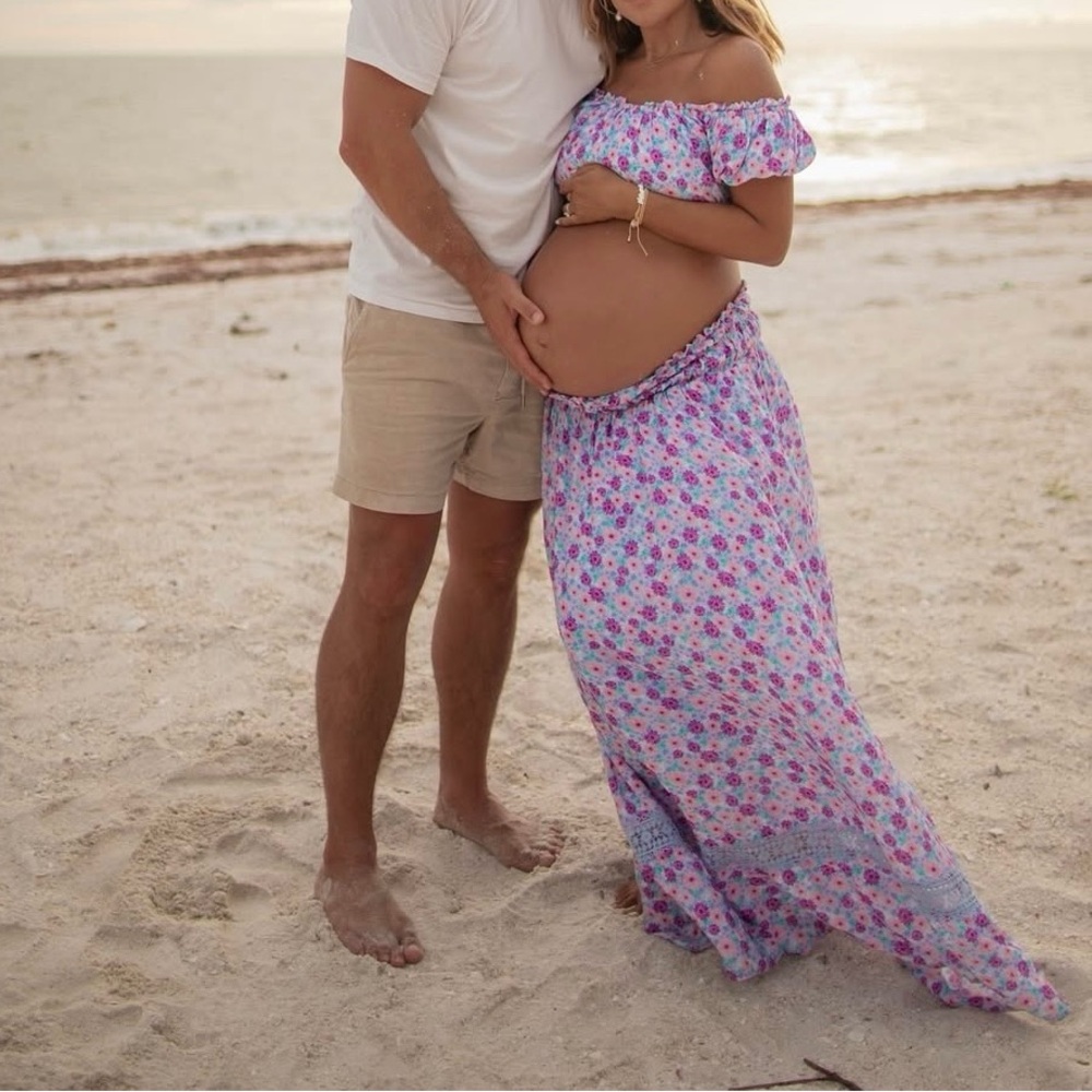 Floral Off-Shoulder 2 Piece Set can be maternity - Picture 2 of 3